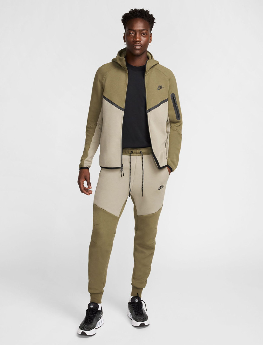 Nike Tech Fleece Erkek Yeşil Yağmurluk Nike Tech Fleece Erkek Yeşil Yağmurluk