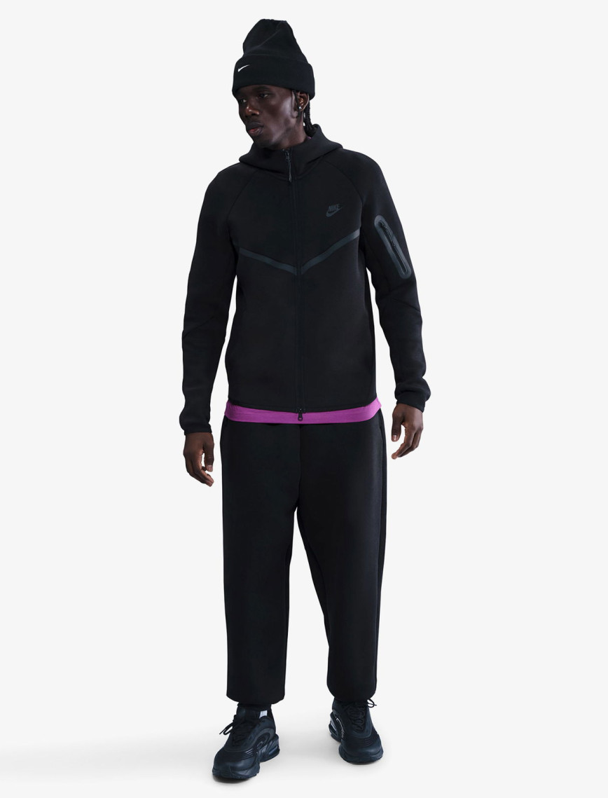 Nike Tech Fleece Erkek Siyah Eşofman Üstü Nike Tech Fleece Erkek Siyah Eşofman Üstü