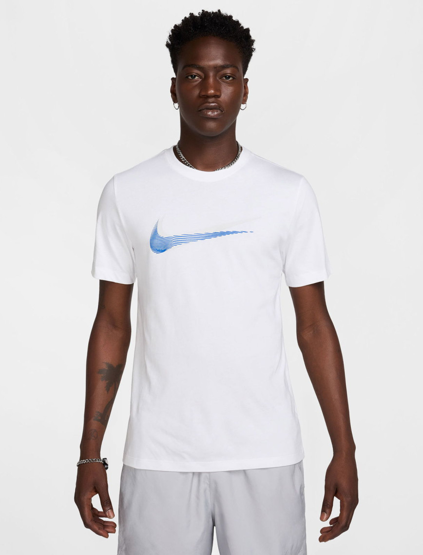 Nike Sportswear Swoosh Erkek Beyaz T-Shirt Nike Sportswear Swoosh Erkek Beyaz T-Shirt
