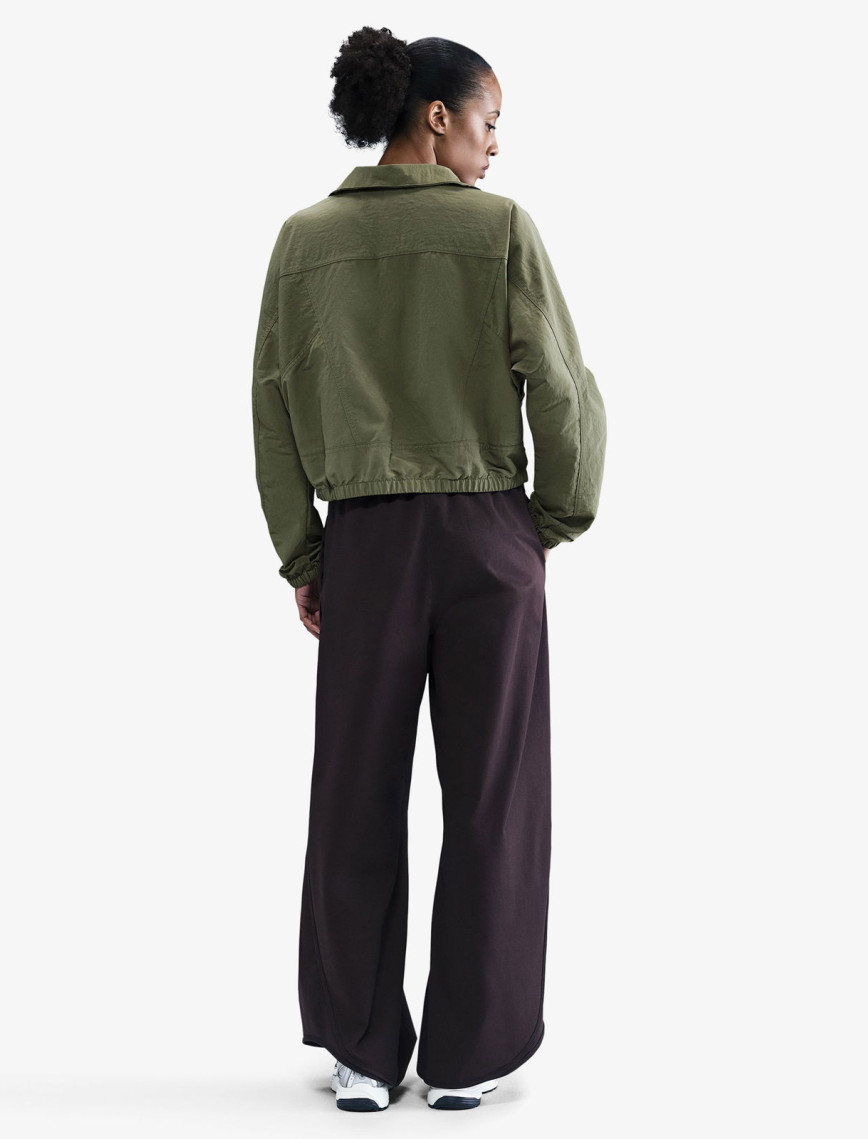 Nike Sportswear Everything Woven Kadın Kahverengi Ceket Nike Sportswear Everything Woven Kadın Kahverengi Ceket