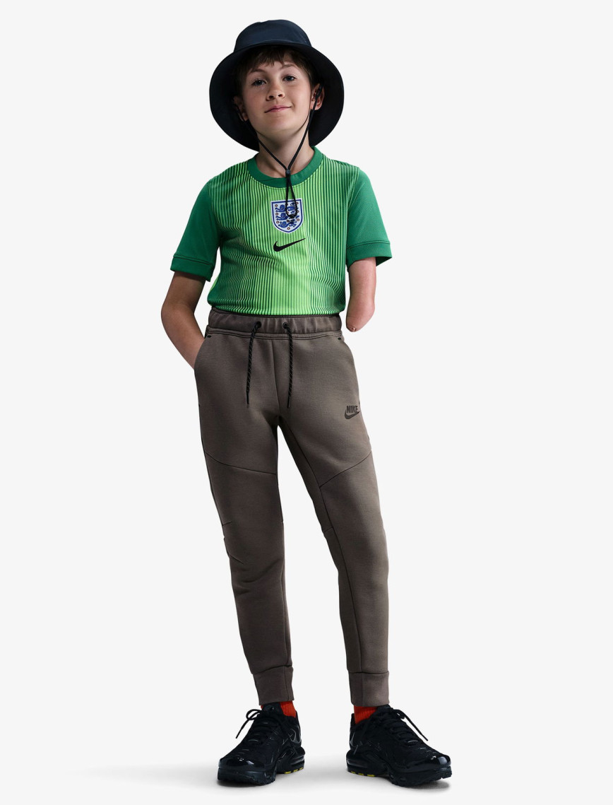 Nike Sportswear Tech Fleece Çocuk Siyah Eşofman Altı Nike Sportswear Tech Fleece Çocuk Siyah Eşofman Altı