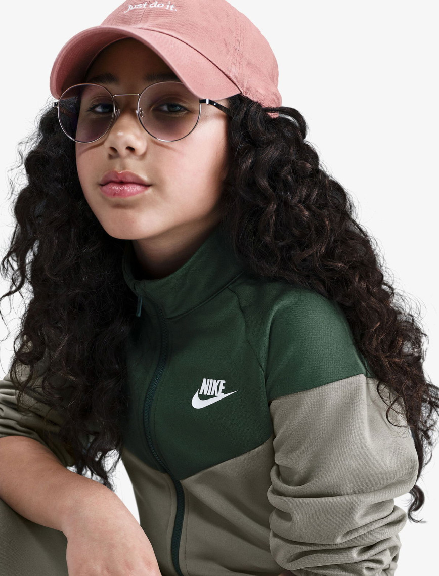Nike Sportswear Dri-Fit Genç Çocuk Yeşil Eşofman Takımı Nike Sportswear Dri-Fit Genç Çocuk Yeşil Eşofman Takımı