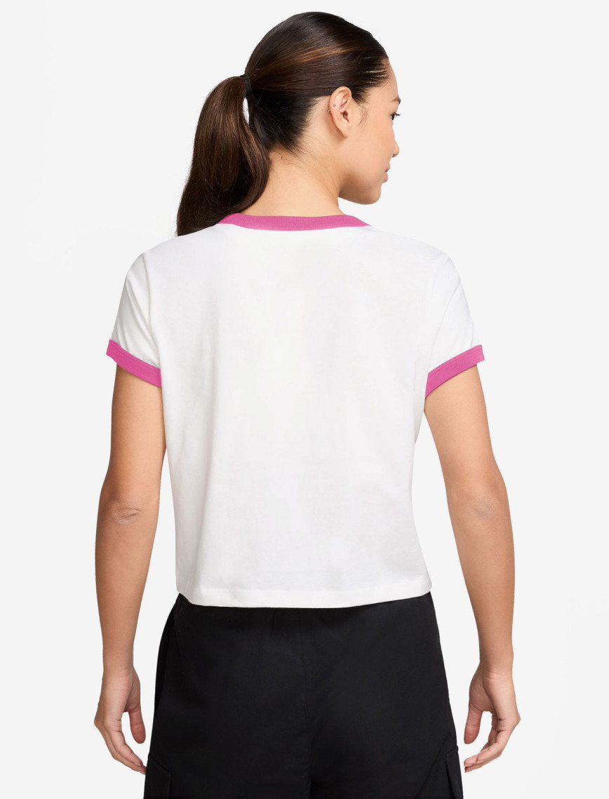 Nike Sportswear Kadın Beyaz T-Shirt Nike Sportswear Kadın Beyaz T-Shirt