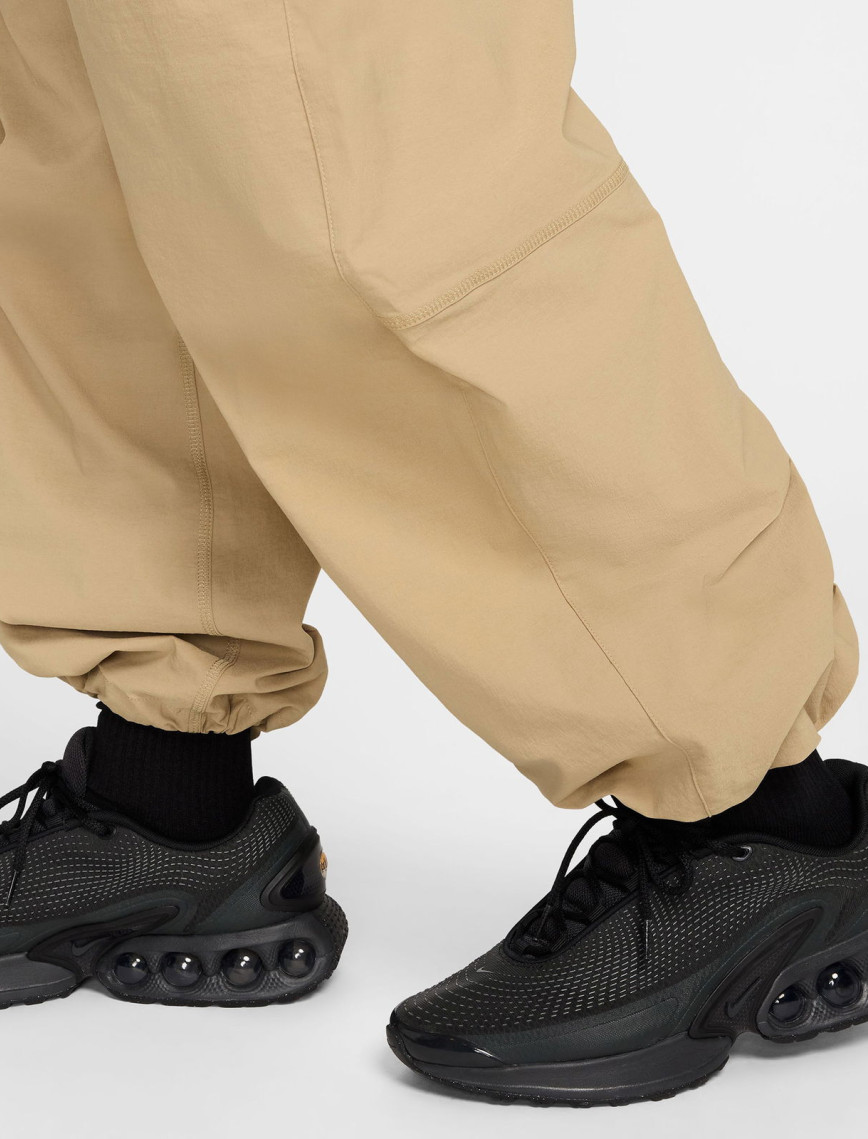 Nike Tech Woven Erkek Bej Eşofman Altı Nike Tech Woven Erkek Bej Eşofman Altı