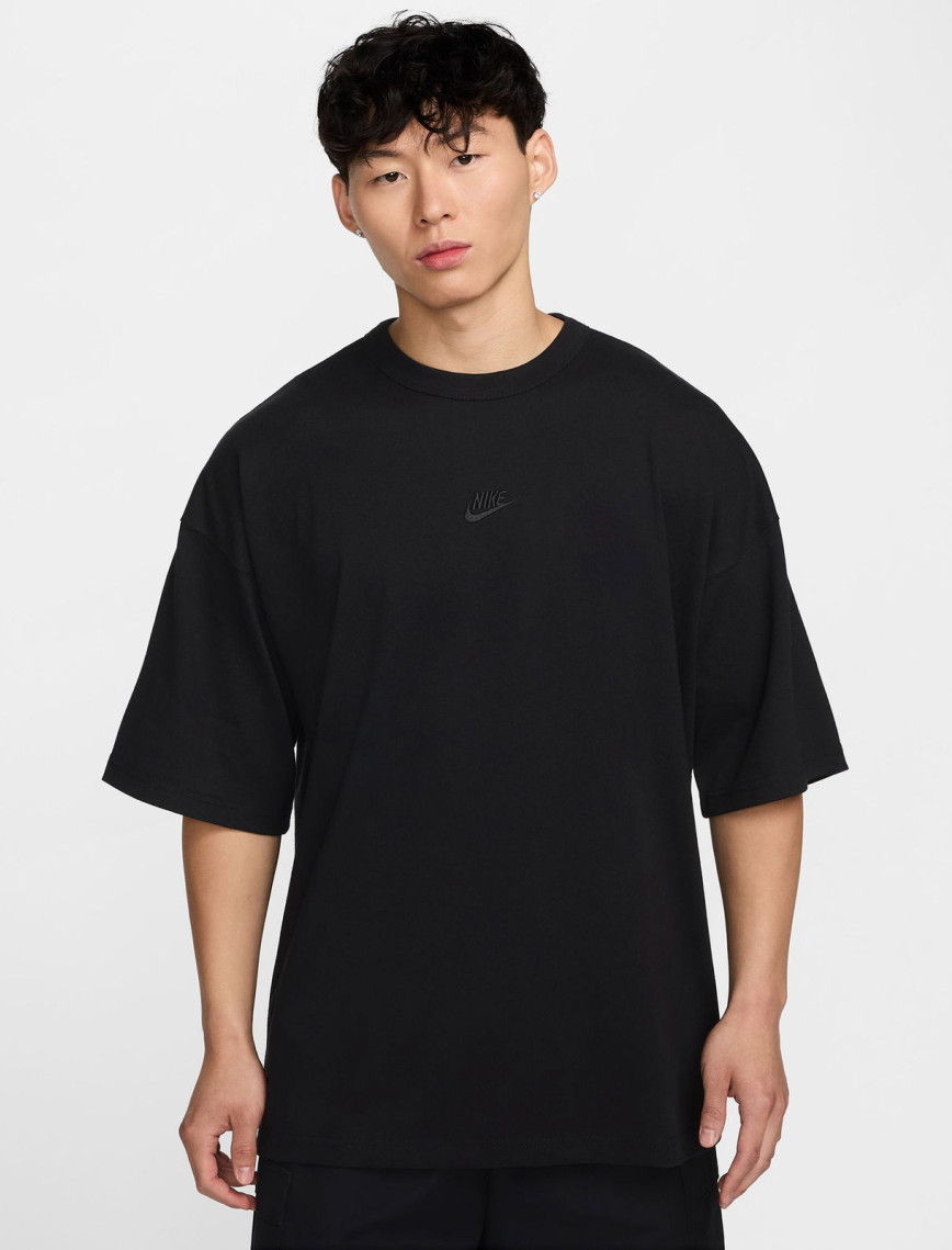 Nike Sportswear Premium Essentials Erkek Siyah T-Shirt Nike Sportswear Premium Essentials Erkek Siyah T-Shirt