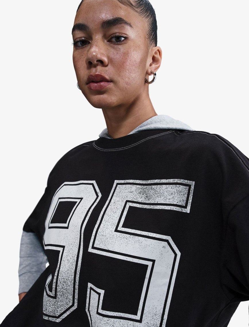 Nike Sportswear Street Kadın Siyah T-Shirt Nike Sportswear Street Kadın Siyah T-Shirt