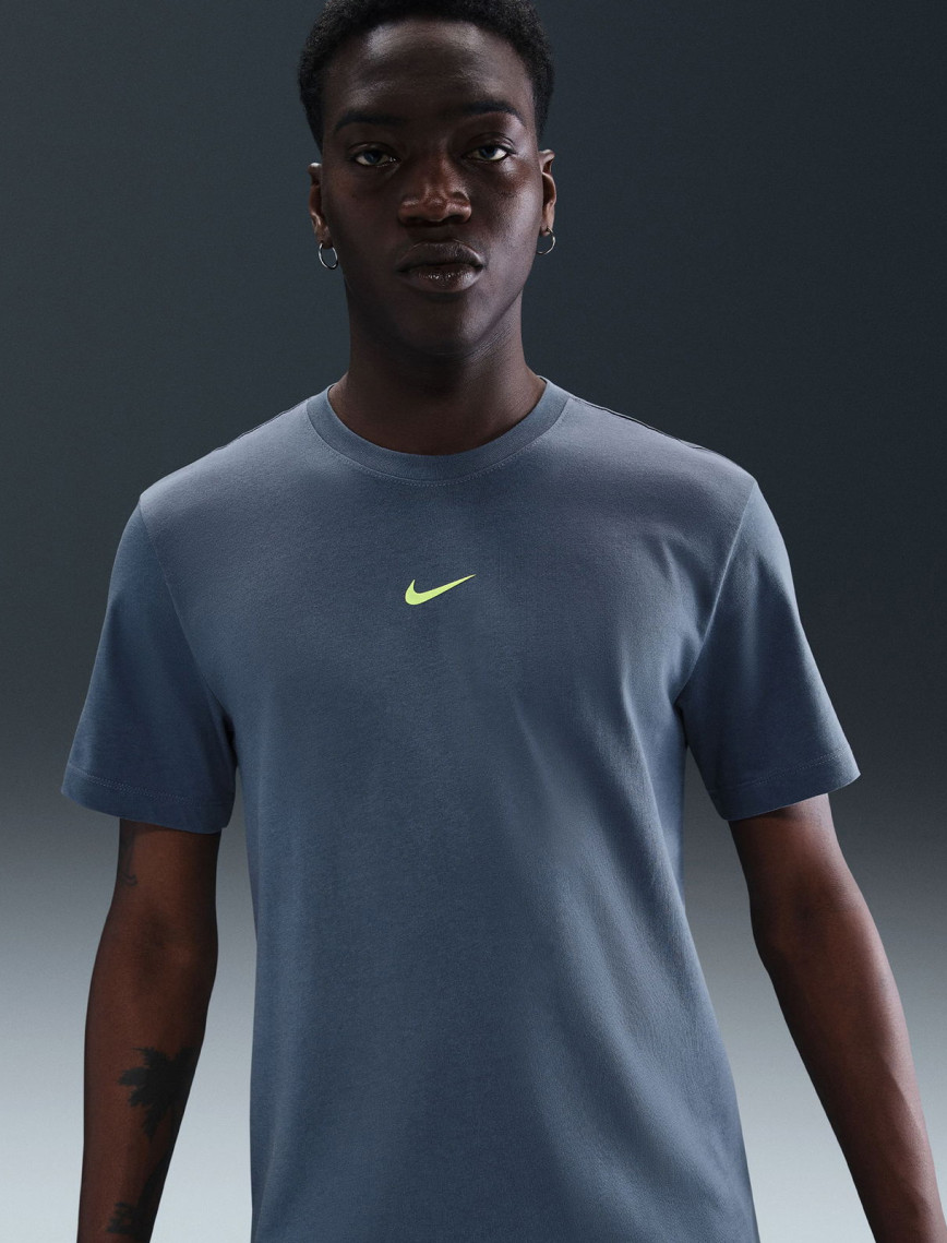 Nike Sportswear Erkek Mavi T-Shirt Nike Sportswear Erkek Mavi T-Shirt