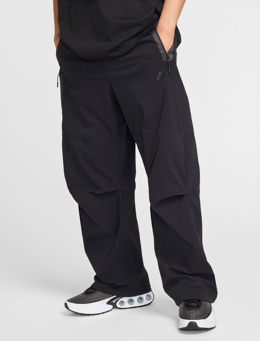 Nike Tech Woven Erkek Siyah Eşofman Altı Nike Tech Woven Erkek Siyah Eşofman Altı