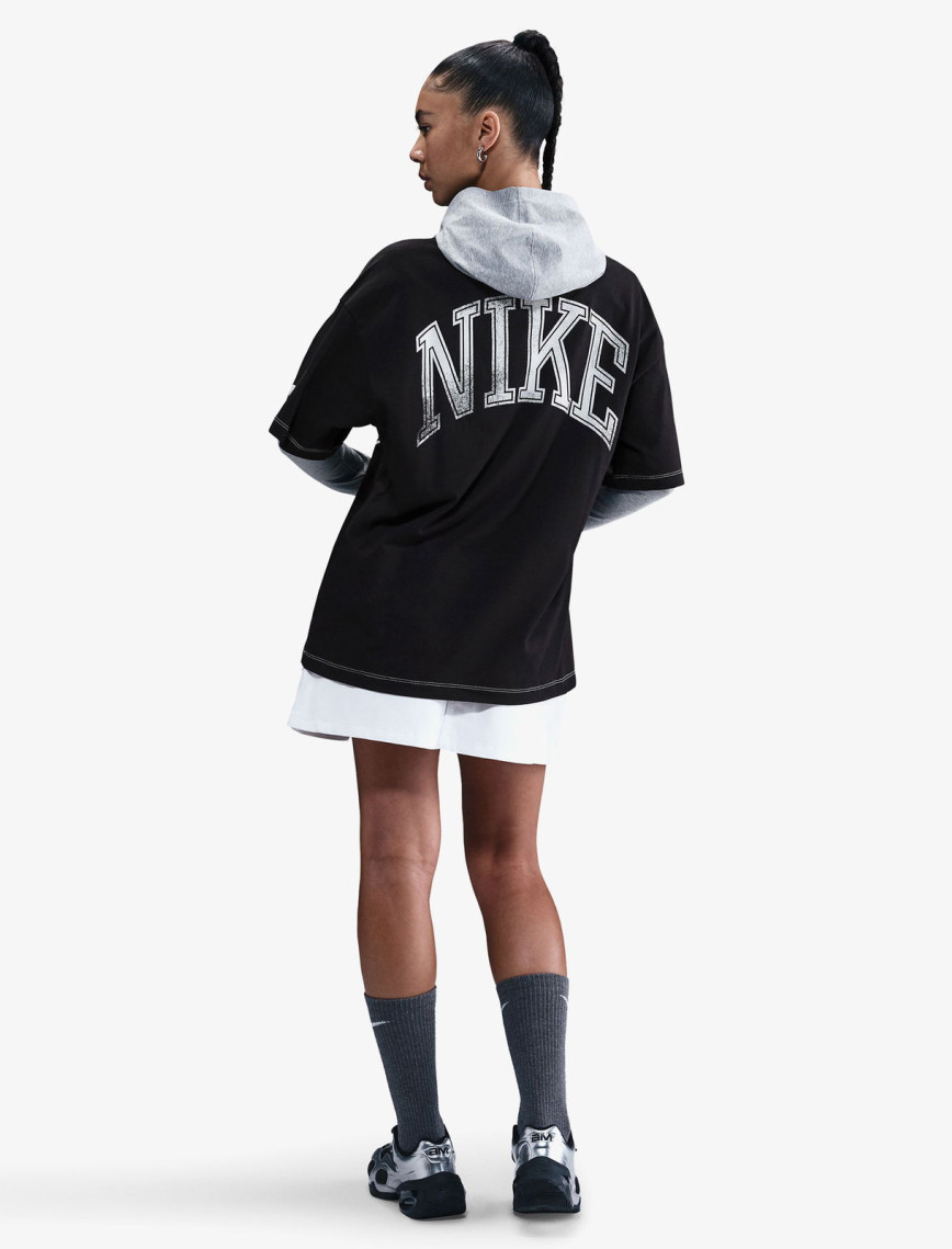 Nike Sportswear Street Kadın Siyah T-Shirt Nike Sportswear Street Kadın Siyah T-Shirt