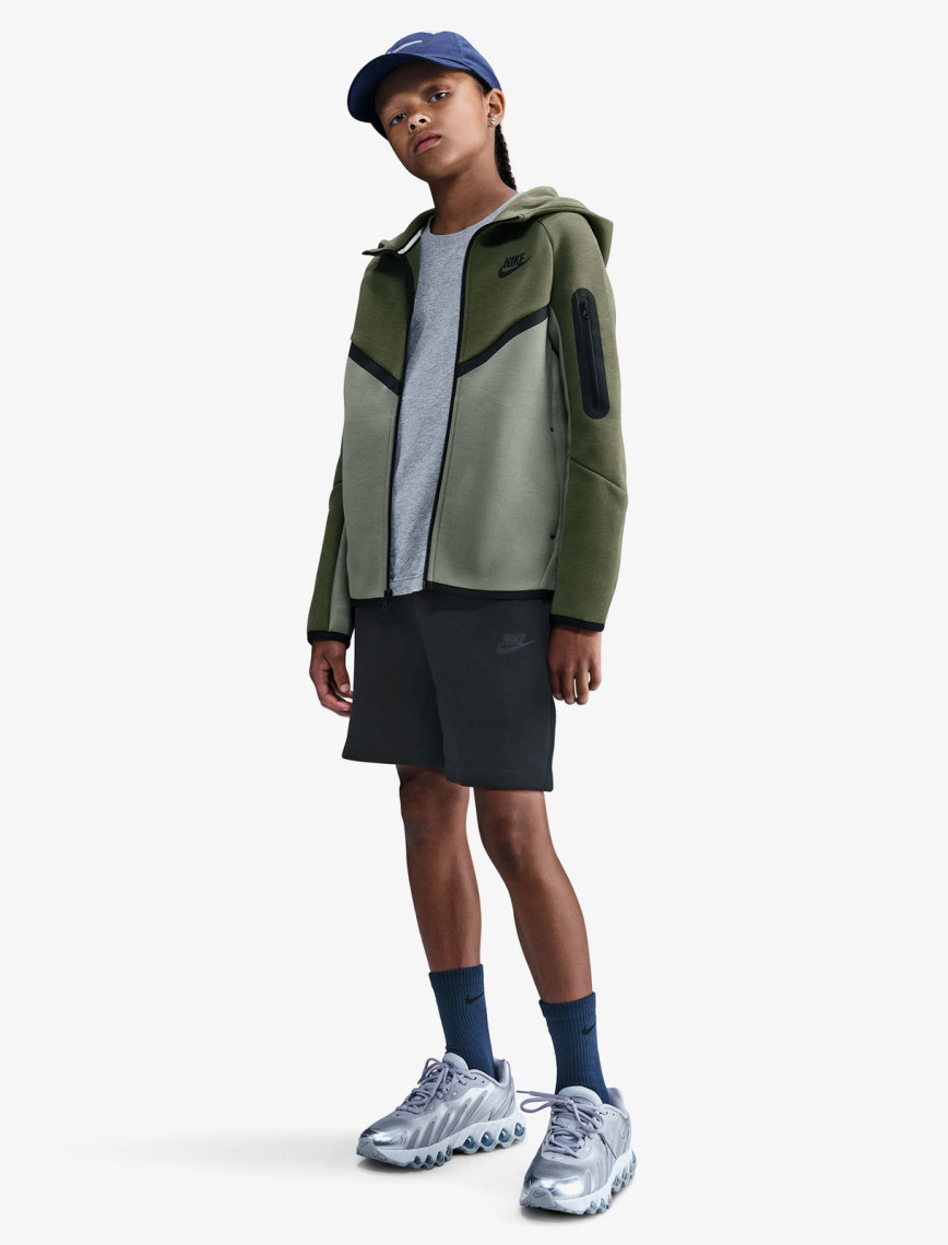 Nike Sportswear Tech Fleece Genç Çocuk Yeşil Eşofman Üstü Nike Sportswear Tech Fleece Genç Çocuk Yeşil Eşofman Üstü