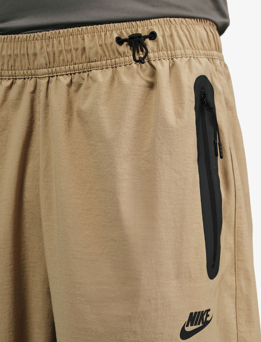 Nike Tech Woven Erkek Bej Eşofman Altı Nike Tech Woven Erkek Bej Eşofman Altı