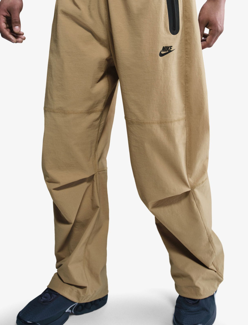 Nike Tech Woven Erkek Bej Eşofman Altı Nike Tech Woven Erkek Bej Eşofman Altı