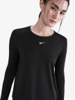 Nike One Classic Dri-Fit Kadın Siyah T-Shirt