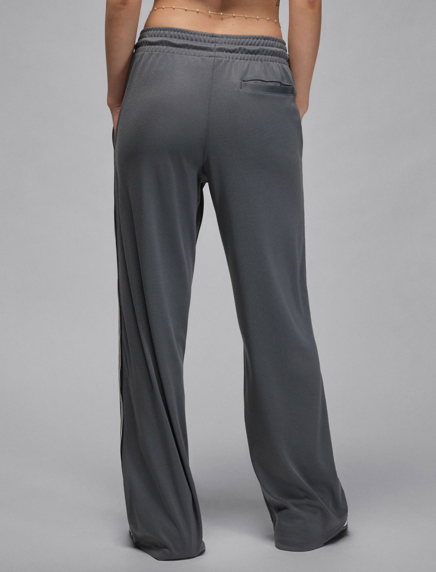 Jordan Brooklyn Kadın Gri Eşofman Altı Jordan Brooklyn Kadın Gri Eşofman Altı