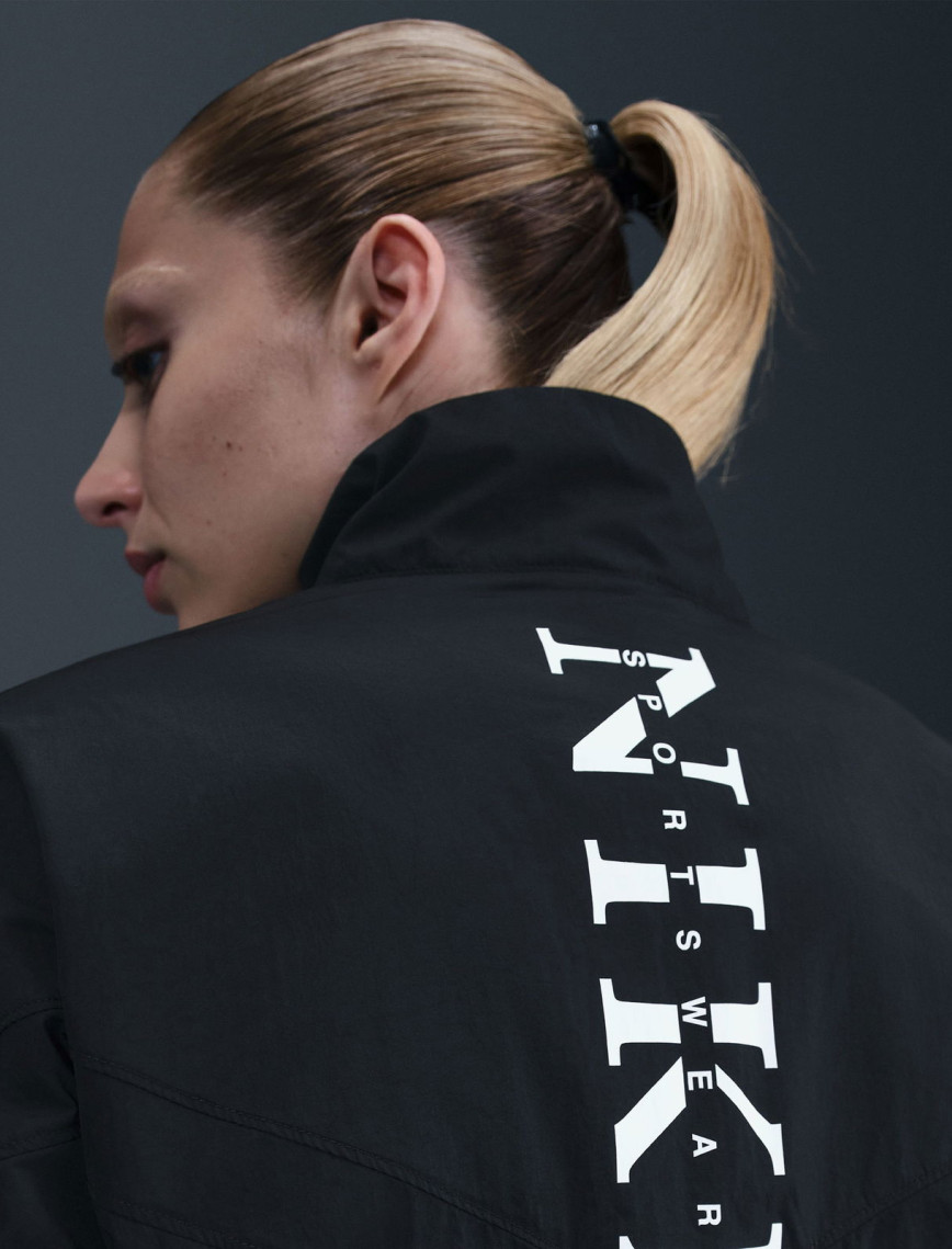 Nike Sportswear Kadın Siyah Ceket Nike Sportswear Kadın Siyah Ceket