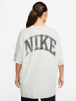 Nike Sportswear Street Kadın Beyaz T-Shirt Nike Sportswear Street Kadın Beyaz T-Shirt