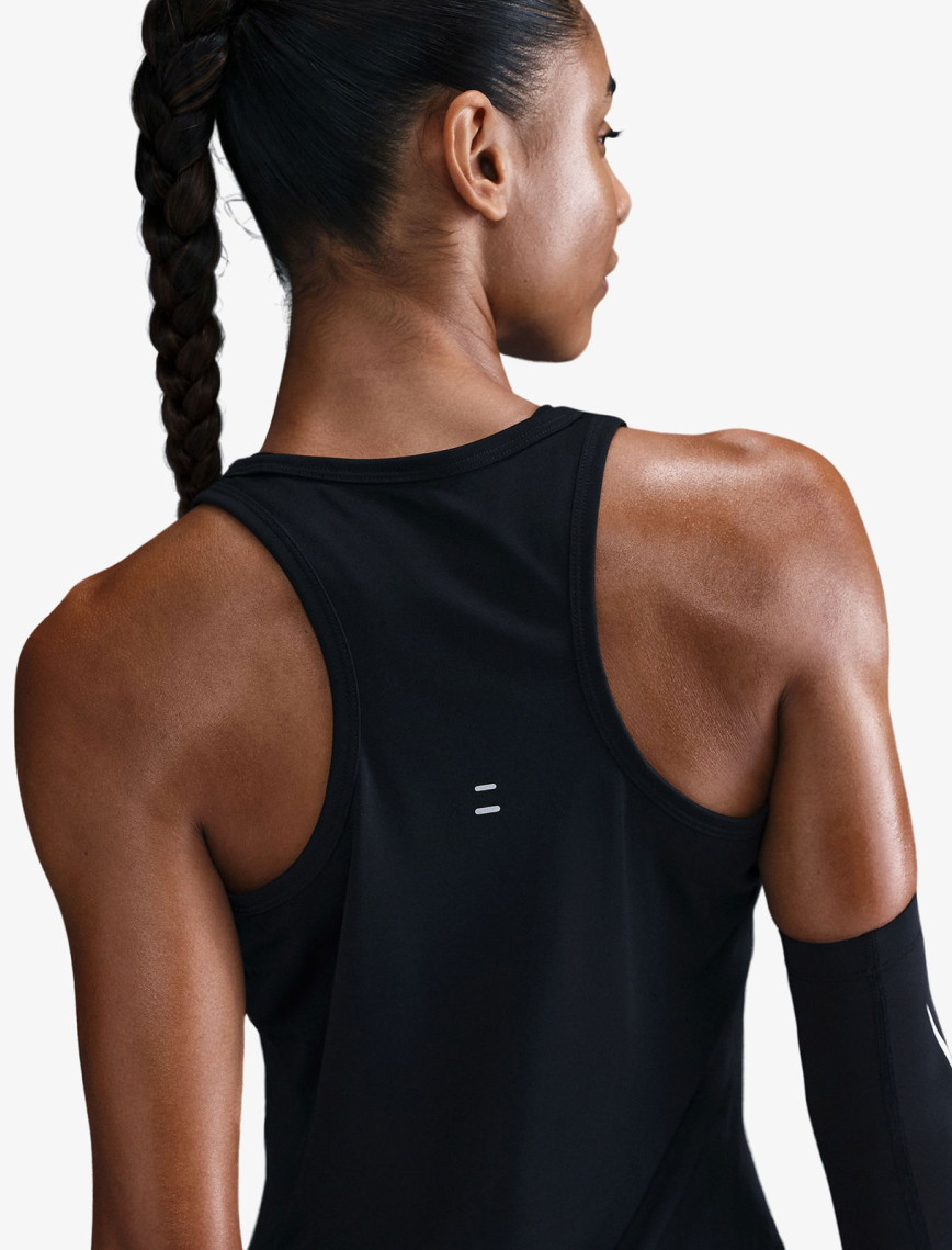 Nike Tempo Dri-Fit Kadın Siyah Kolsuz T-Shirt Nike Tempo Dri-Fit Kadın Siyah Kolsuz T-Shirt