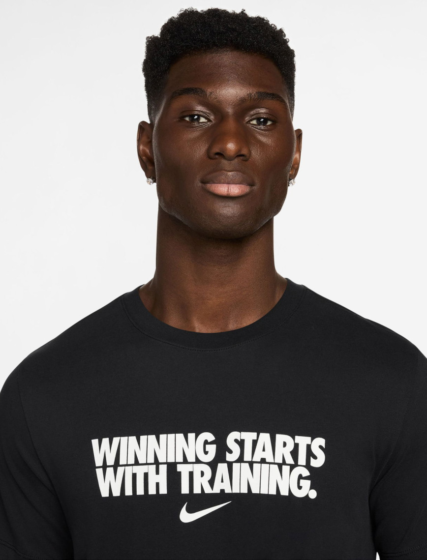 Nike Dri-Fit Winning Erkek Siyah T-Shirt Nike Dri-Fit Winning Erkek Siyah T-Shirt