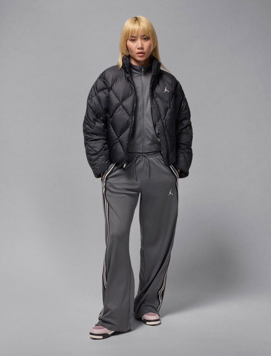 Jordan Brooklyn Puffer Kadın Siyah Mont Jordan Brooklyn Puffer Kadın Siyah Mont