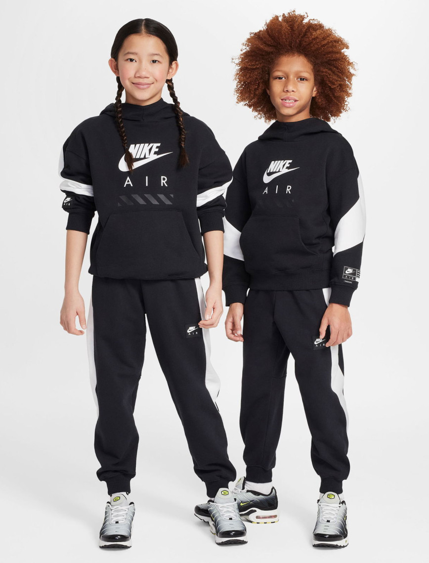 Nike Air Fleece Genç Çocuk Siyah Sweatshirt Nike Air Fleece Genç Çocuk Siyah Sweatshirt