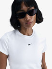 Nike Sportswear Chill Knit Kadın Beyaz T-Shirt Nike Sportswear Chill Knit Kadın Beyaz T-Shirt