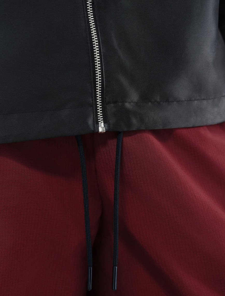 Nike Sportswear Windrunner Shine Kadın Siyah Ceket Nike Sportswear Windrunner Shine Kadın Siyah Ceket