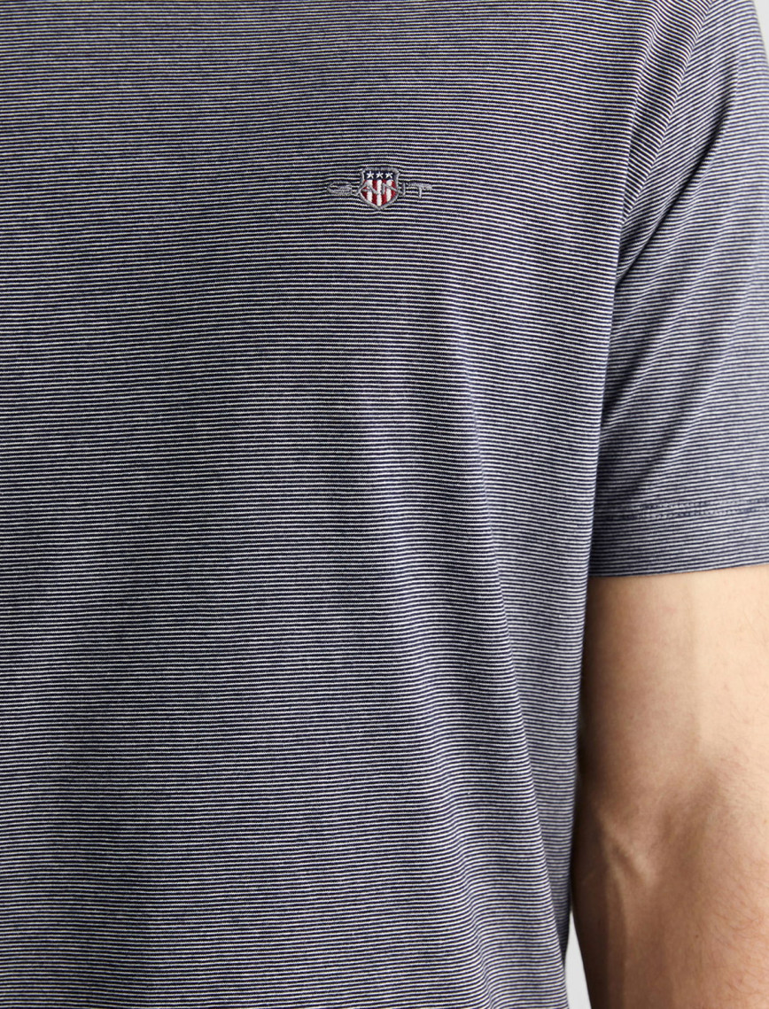 GANT Erkek Lacivert Regular Fit Bisiklet Yaka Çizgili T-Shirt GANT Erkek Lacivert Regular Fit Bisiklet Yaka Çizgili T-Shirt