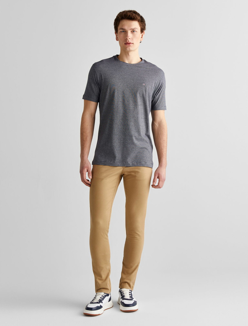 GANT Erkek Lacivert Regular Fit Bisiklet Yaka Çizgili T-Shirt GANT Erkek Lacivert Regular Fit Bisiklet Yaka Çizgili T-Shirt