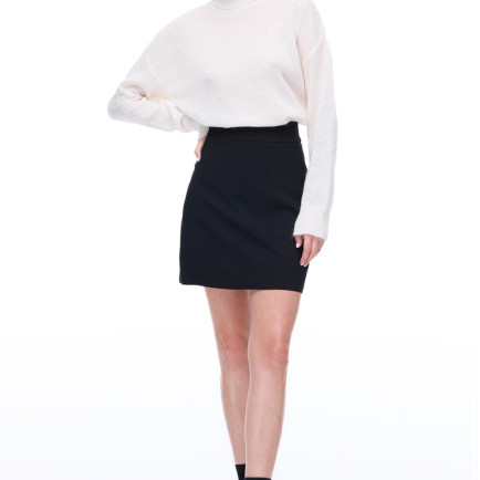 Seras Regular Fit Diz Üstü Siyah Etek Seras Regular Fit Diz Üstü Siyah Etek