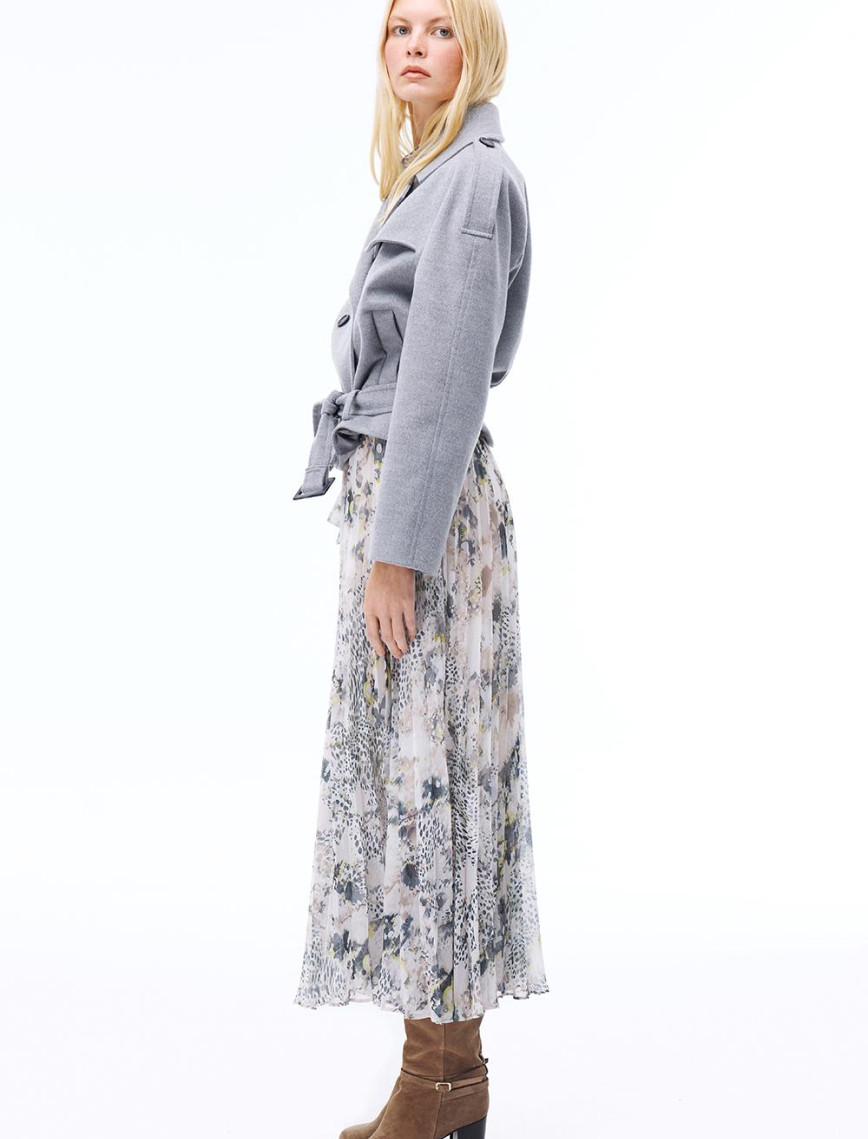 Sensorial Rahat Kalıp Kısa Boy Takma Kol Erkek Yaka Gri Melanj Renk Kadın Kaban Sensorial Rahat Kalıp Kısa Boy Takma Kol Erkek Yaka Gri Melanj Renk Kadın Kaban