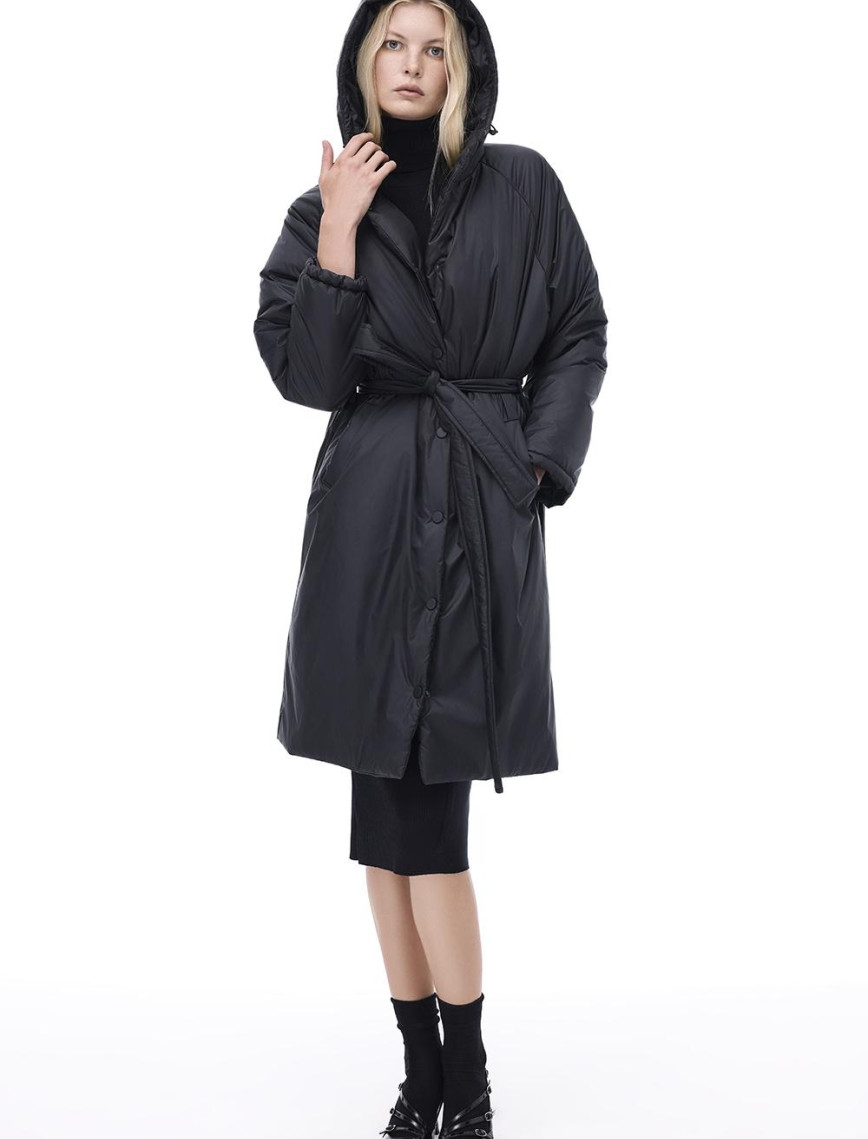 Awans Rahat Kalıp Diz Altı Reglan Kol Kapüşonlu Siyah Mont Awans Rahat Kalıp Diz Altı Reglan Kol Kapüşonlu Siyah Mont