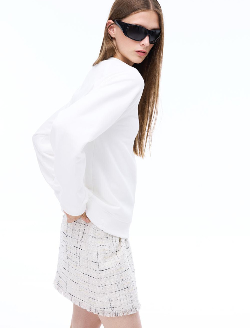 Antors Regular Fit Standart Boy Reglan Kol V-Yaka Ekru Ust Antors Regular Fit Standart Boy Reglan Kol V-Yaka Ekru Ust