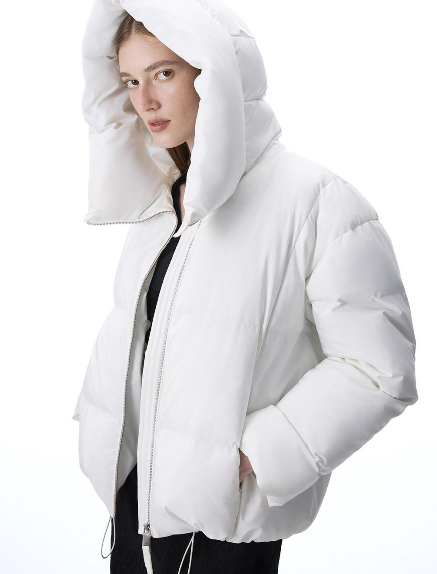 Awans Rahat Kalıp Kısa Boy Düşük Kollu Kapüşonlu Beyaz Mont Awans Rahat Kalıp Kısa Boy Düşük Kollu Kapüşonlu Beyaz Mont