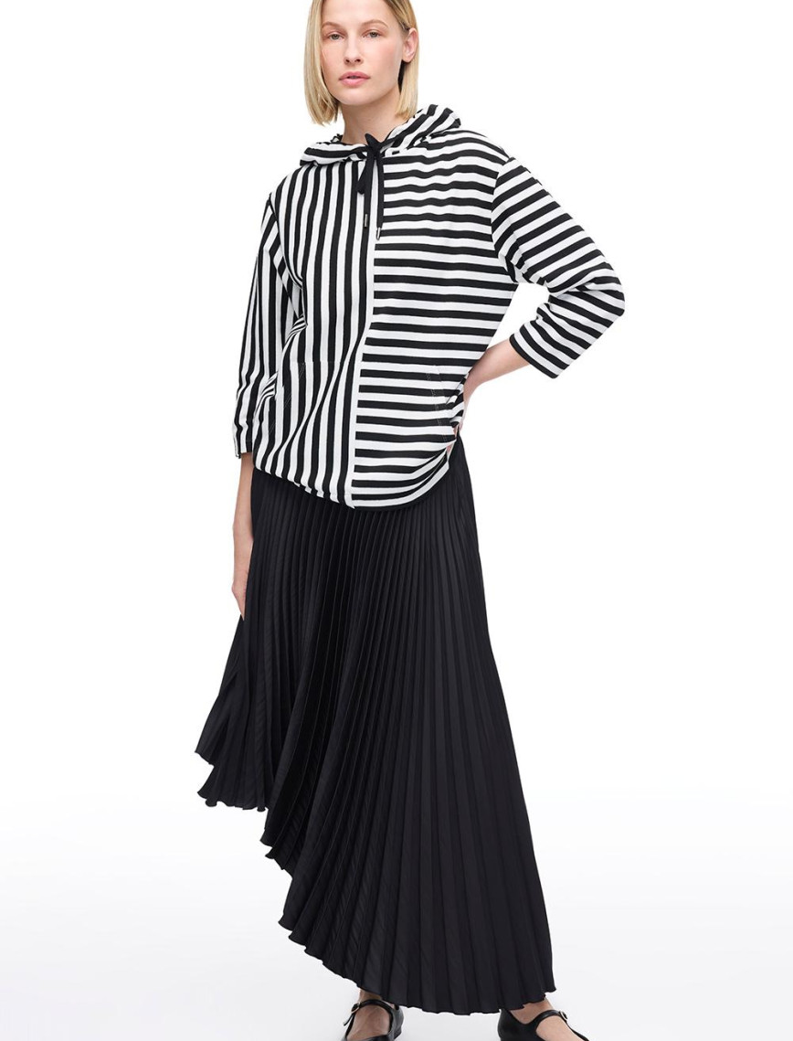 Siyah Deylas Regular Fit Yüksek Bel Diz Altı Etek Siyah Deylas Regular Fit Yüksek Bel Diz Altı Etek