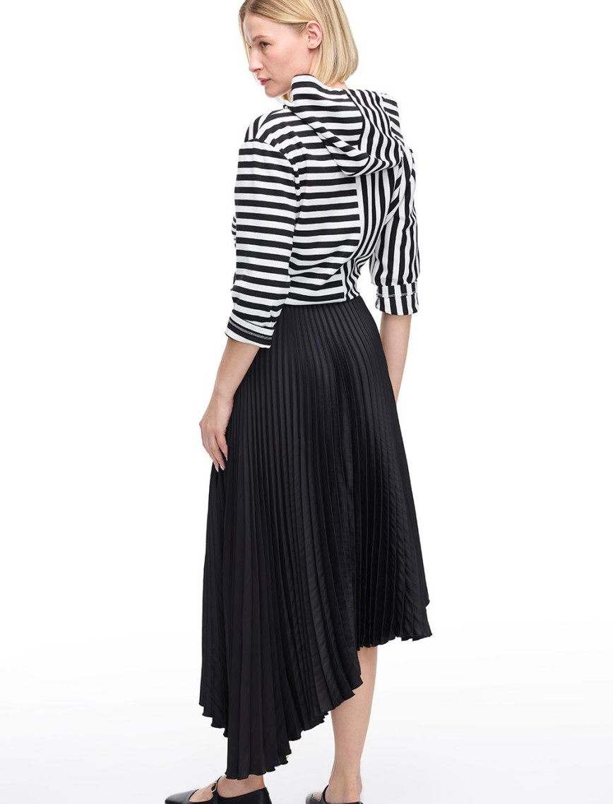 Siyah Deylas Regular Fit Yüksek Bel Diz Altı Etek Siyah Deylas Regular Fit Yüksek Bel Diz Altı Etek