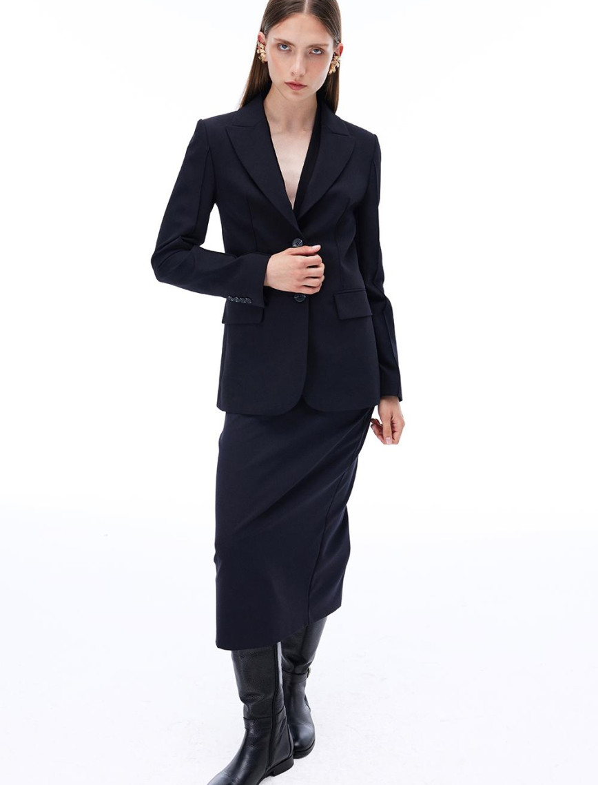 Animas Regular Fit Standart Boy Takma Kol Erkek Yaka Siyah Ceket Animas Regular Fit Standart Boy Takma Kol Erkek Yaka Siyah Ceket