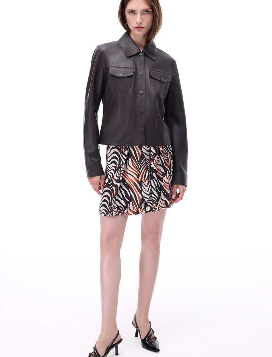 Aurens Slim Fit Kısa Boy Takma Kol Gömlek Yaka Kahverengi Ceket Aurens Slim Fit Kısa Boy Takma Kol Gömlek Yaka Kahverengi Ceket