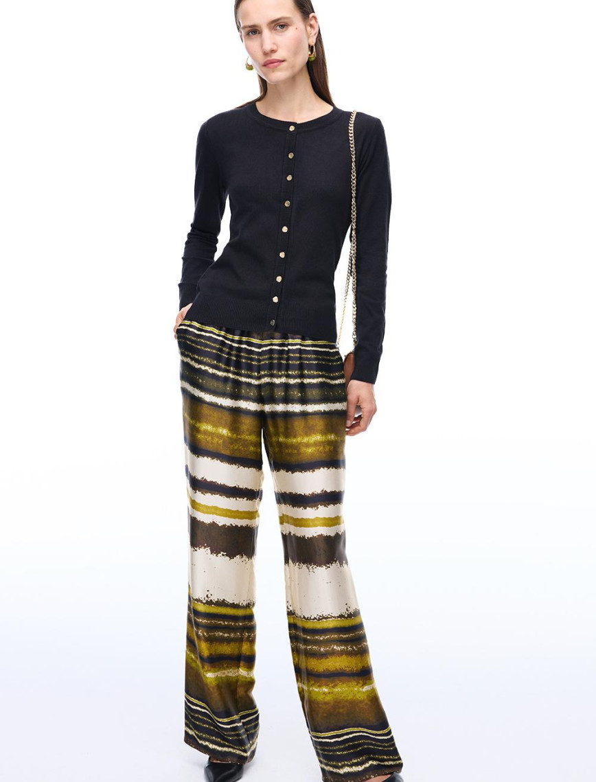 Triko Rahat Kalıp Standart Boy Takma Kol Bisiklet Yaka Kırmızı Hırka Triko Rahat Kalıp Standart Boy Takma Kol Bisiklet Yaka Kırmızı Hırka