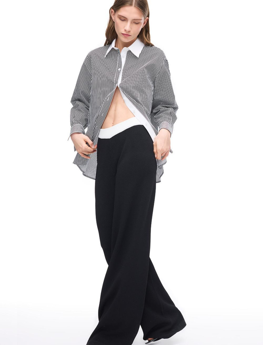 Siyah Beyaz İnnas Rahat Kalıp Uzun Kol Gömlek Siyah Beyaz İnnas Rahat Kalıp Uzun Kol Gömlek