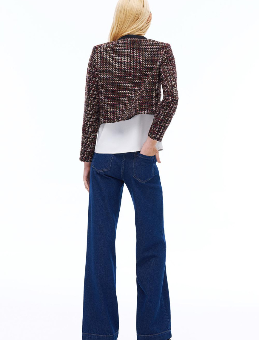 Aidias Regular Fit Kısa Boy Takma Kol Bisiklet Yaka Siyah Ceket Aidias Regular Fit Kısa Boy Takma Kol Bisiklet Yaka Siyah Ceket