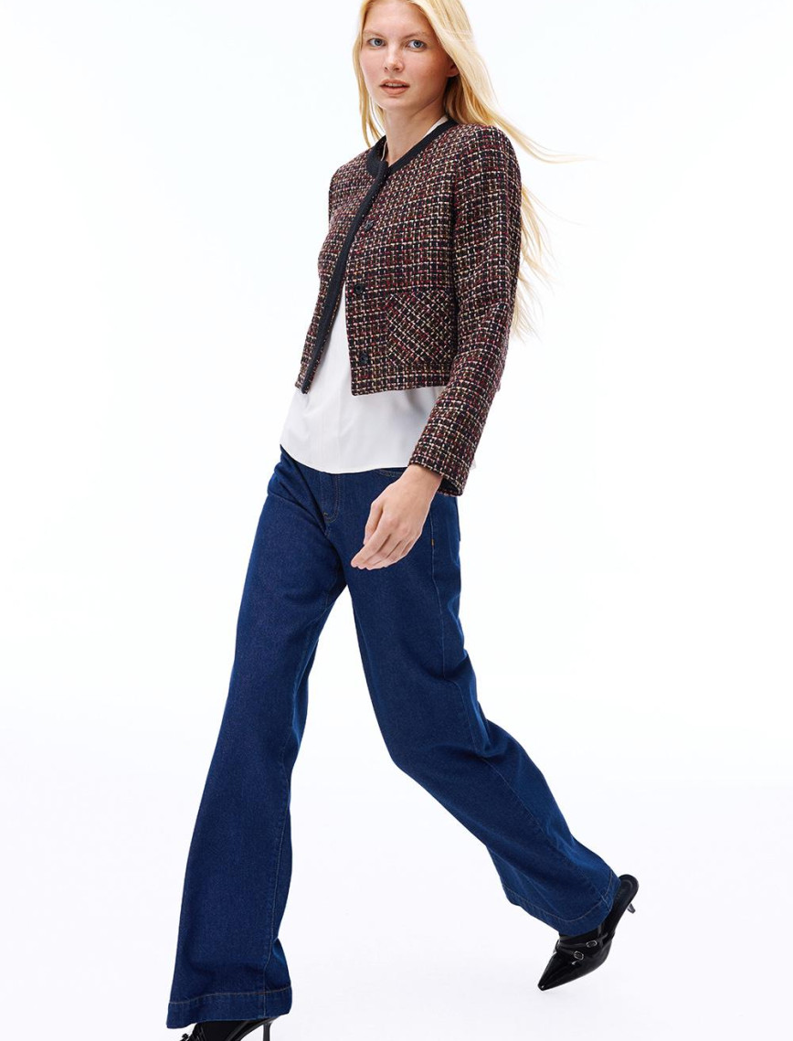 Aidias Regular Fit Kısa Boy Takma Kol Bisiklet Yaka Siyah Ceket Aidias Regular Fit Kısa Boy Takma Kol Bisiklet Yaka Siyah Ceket