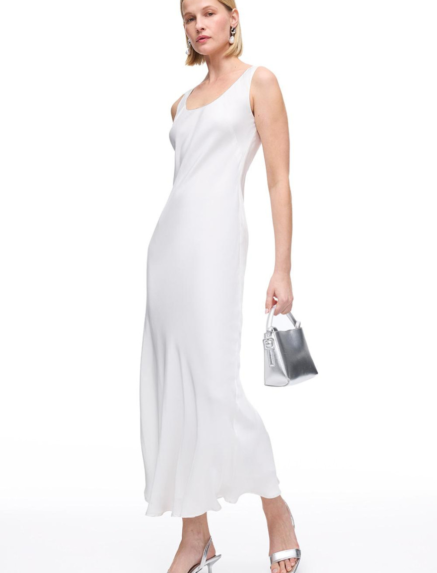 Beyaz Apatit Rahat Kalıp Uzun Boy Elbise Beyaz Apatit Rahat Kalıp Uzun Boy Elbise