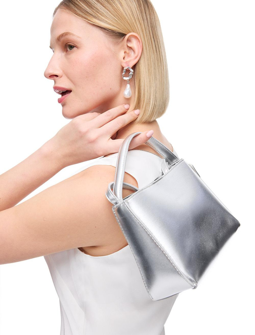 Beyaz Apatit Rahat Kalıp Uzun Boy Elbise Beyaz Apatit Rahat Kalıp Uzun Boy Elbise