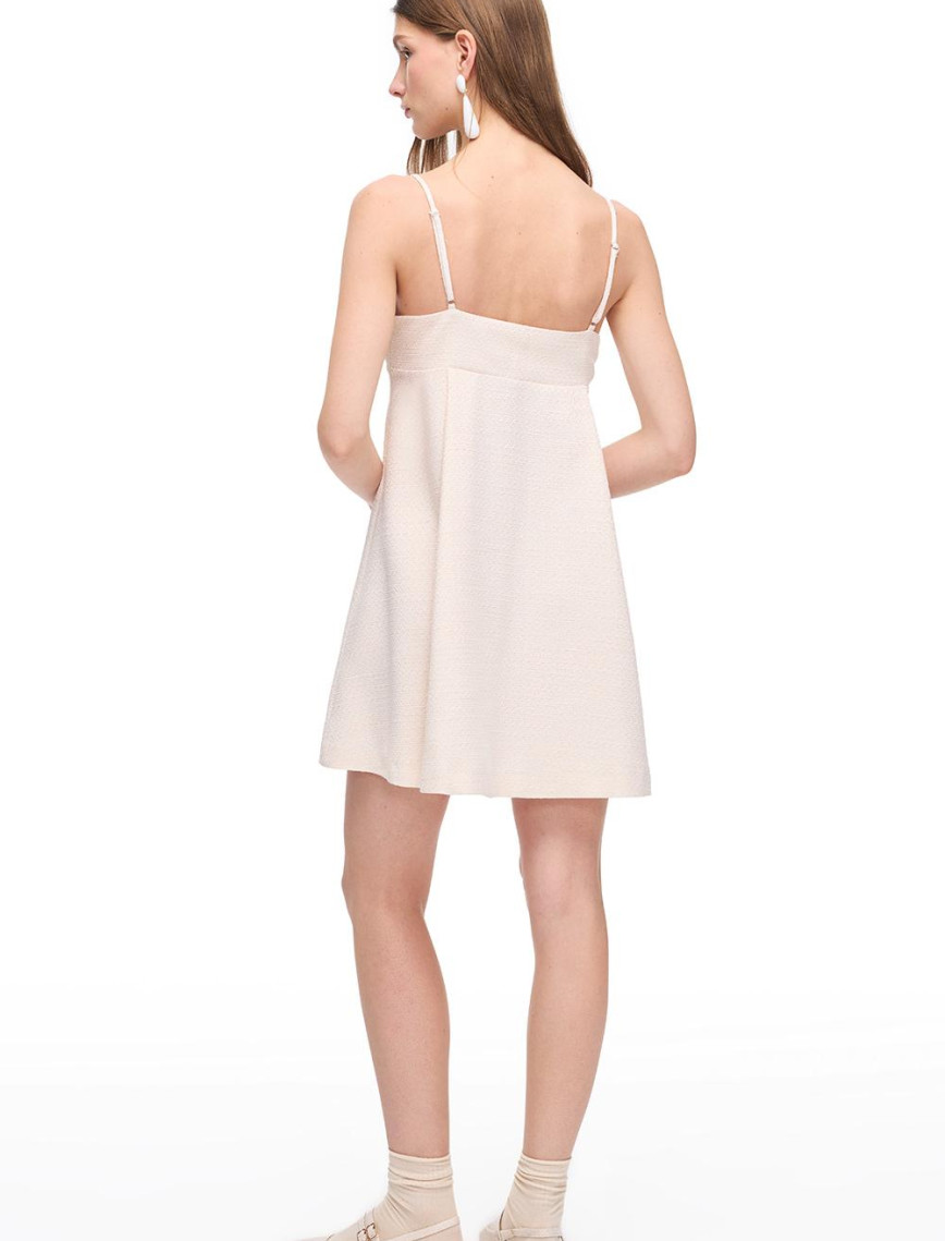 Kısa V-Yaka Pamuklu Mini Elbise Kısa V-Yaka Pamuklu Mini Elbise