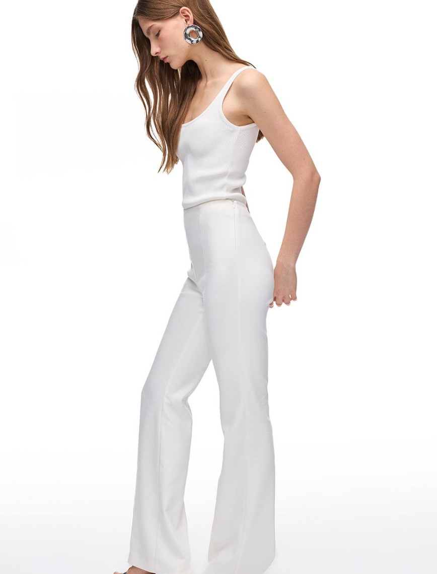 Beyaz Dellas Slim Fit Yüksek Bel Pantolon Beyaz Dellas Slim Fit Yüksek Bel Pantolon