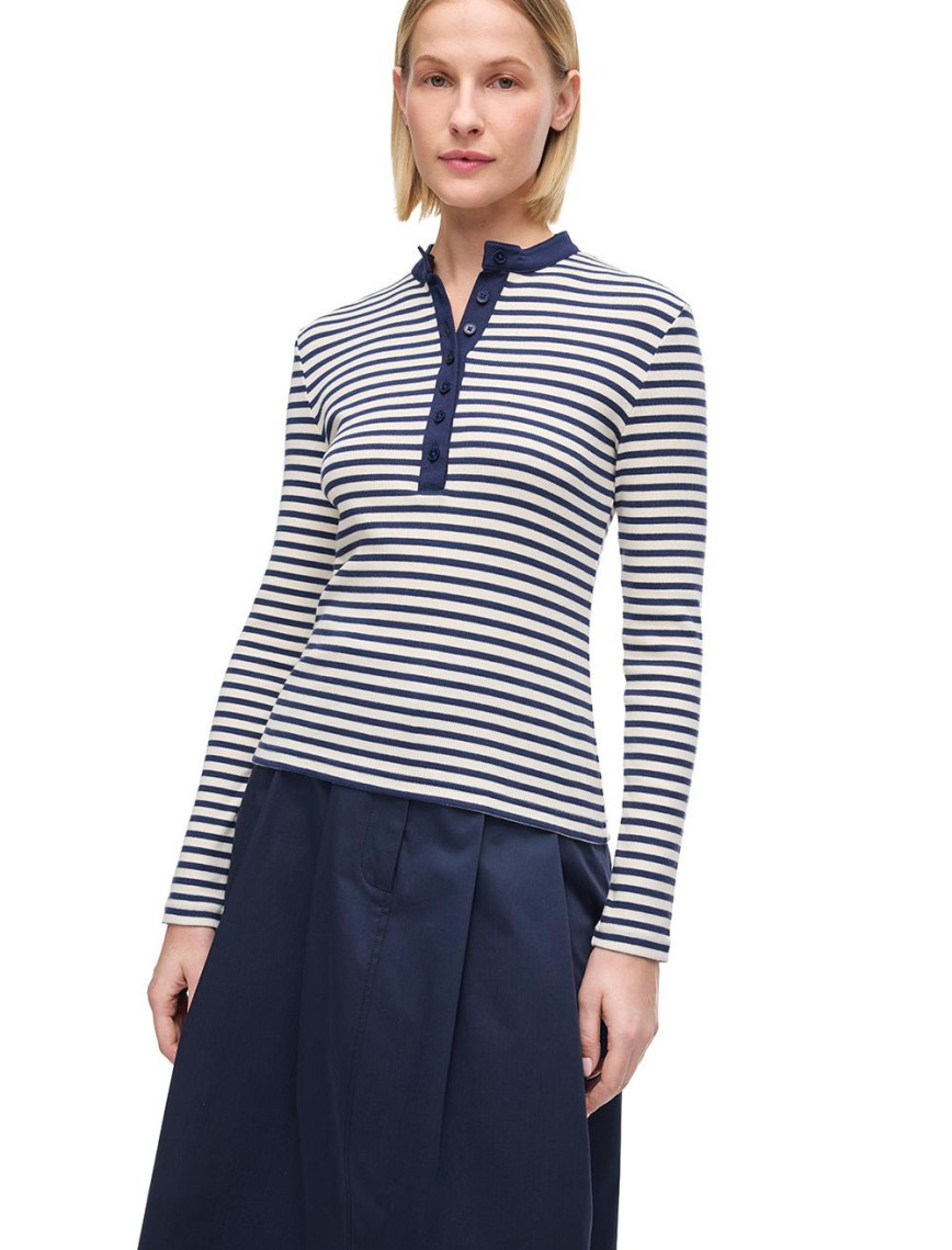 Nebula Ekru Renk Rahat Kalıp Bisiklet Yaka Takma Kol Tişört Nebula Ekru Renk Rahat Kalıp Bisiklet Yaka Takma Kol Tişört