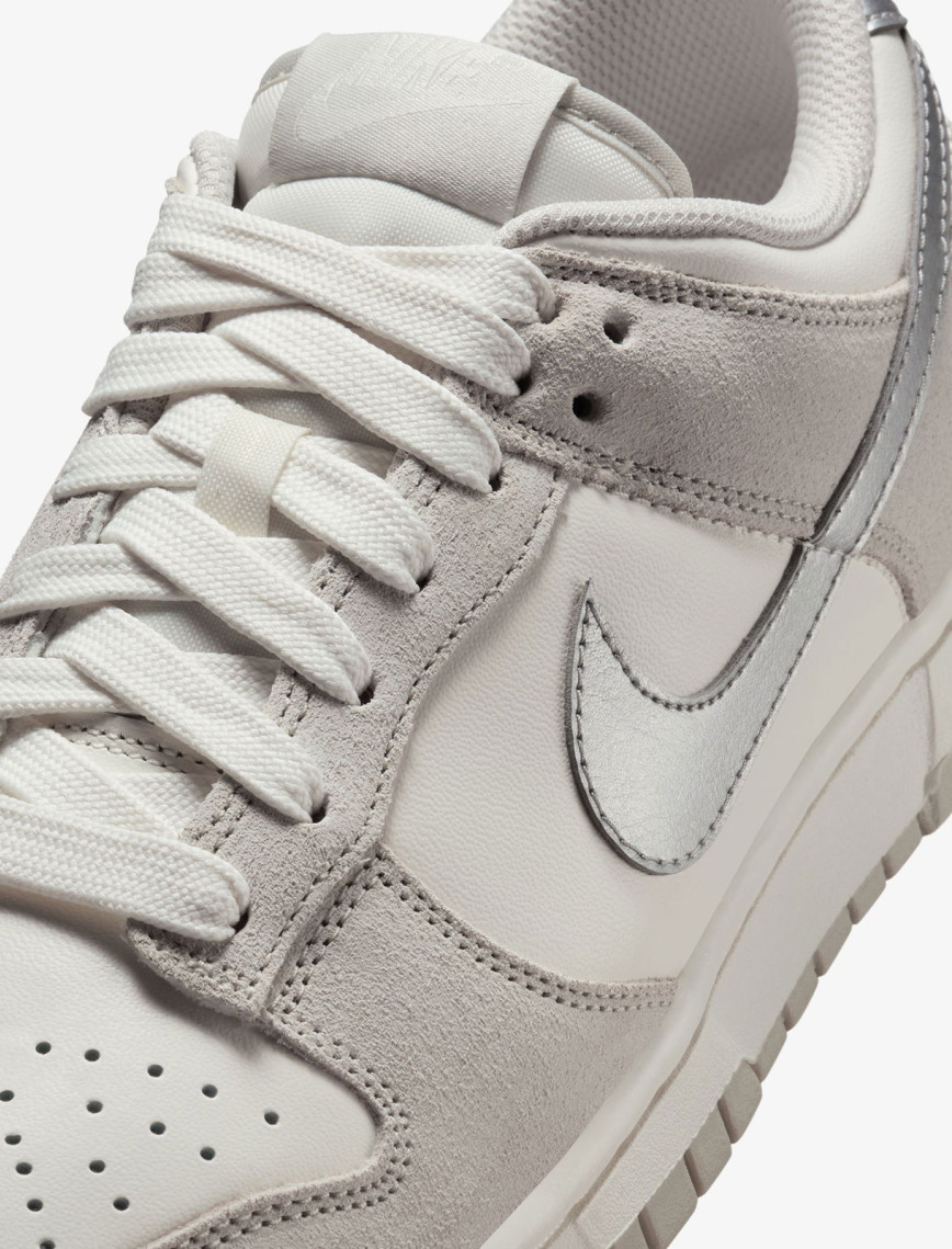 Nike Dunk Low Kadın Krem Rengi Spor Ayakkabı Nike Dunk Low Kadın Krem Rengi Spor Ayakkabı