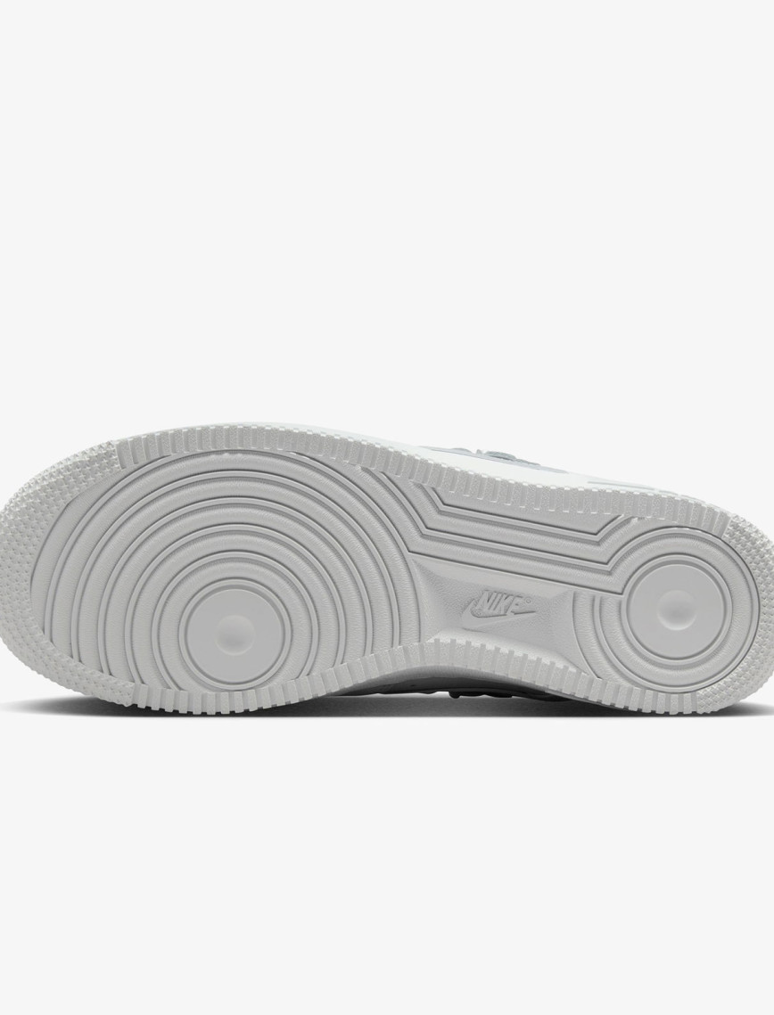 Nike Air Force 1 Low Kadın Beyaz Spor Ayakkabı Nike Air Force 1 Low Kadın Beyaz Spor Ayakkabı