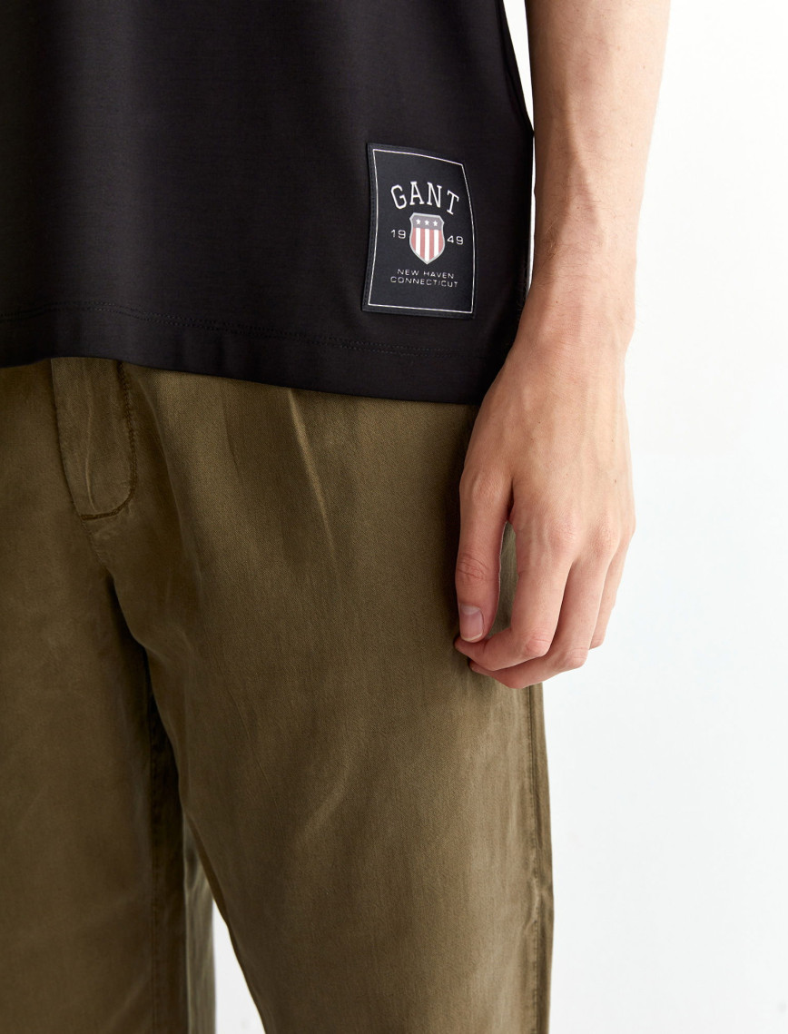 GANT Erkek Siyah Relaxed Fit Bisiklet Yaka Logolu T-Shirt GANT Erkek Siyah Relaxed Fit Bisiklet Yaka Logolu T-Shirt