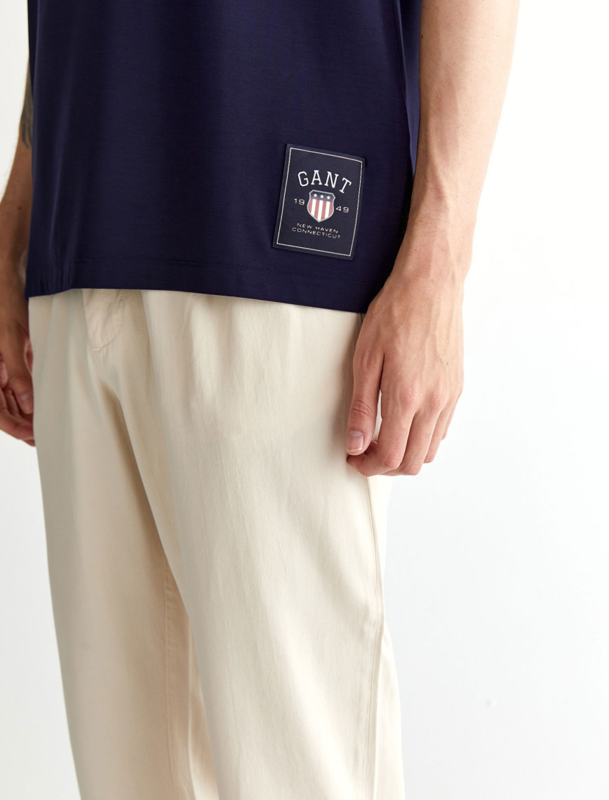 GANT Erkek Lacivert Relaxed Fit Bisiklet Yaka Logolu T-Shirt GANT Erkek Lacivert Relaxed Fit Bisiklet Yaka Logolu T-Shirt